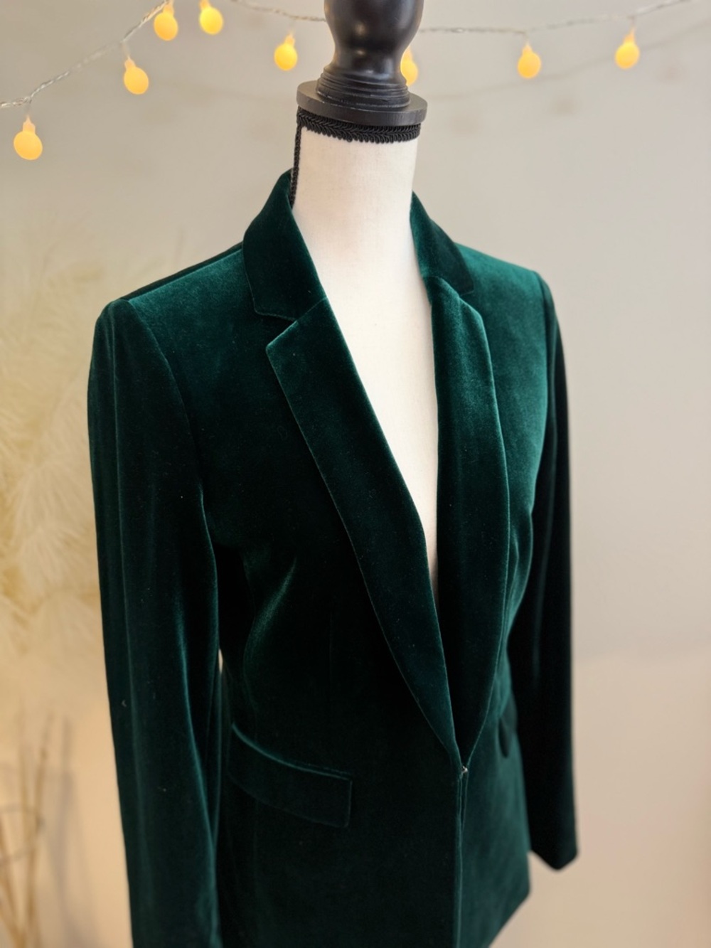 🌾 ANTONIO MELANI Emerald Green Velvet Blazer - Picture 2 of 6